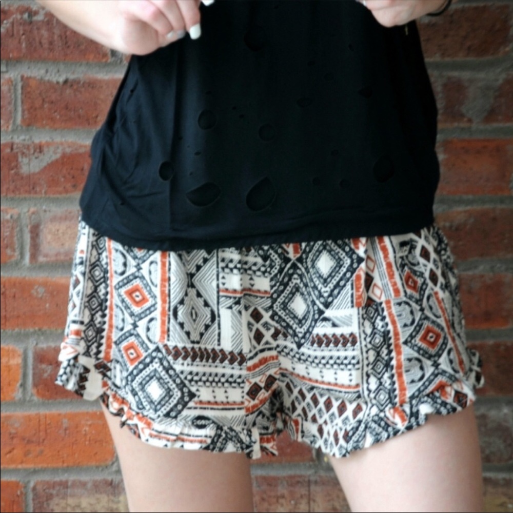 Super Cute Aztec Print Shorts